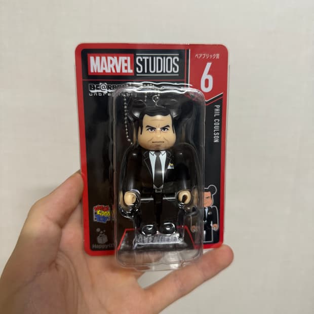 bearbrick 베어브릭 필 콜슨