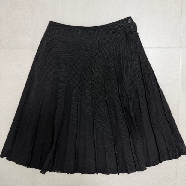 dots pleats midi skirt 도트 플리츠 버튼 스커트