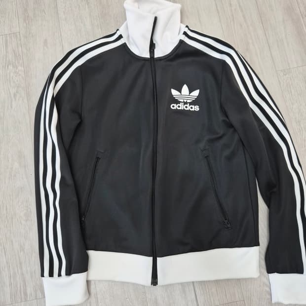 아디다스 트랙탑 우먼 S