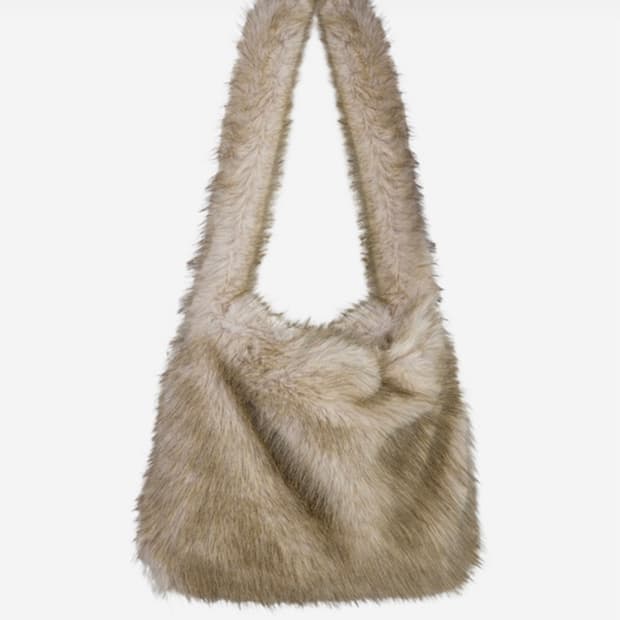 새상품) 세릭 모헤어 크로스백 베이지 세릭 가방 cerric 크로스백