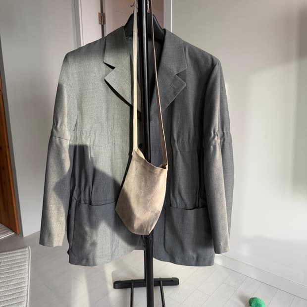 헨더스킴 스웨이드 아티잔 공예 숄더백 From Japan🇯🇵