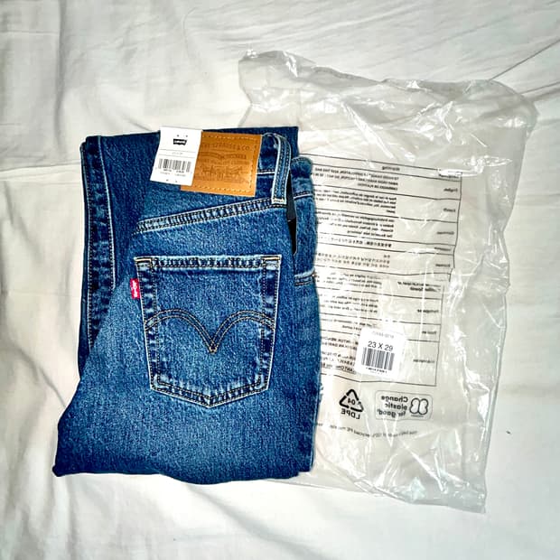 리바이스 립케이지 여성 청바지 23x29 새상품