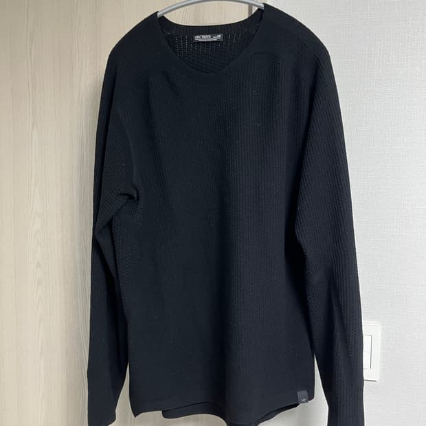 아크테릭스 할람 메리노 울 크루넥 블랙 L