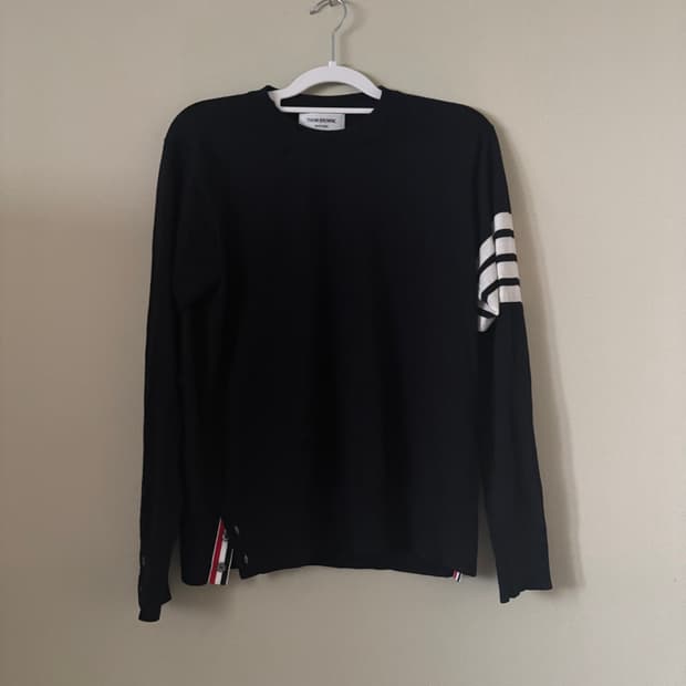 정품 톰브라운 클래식 니트 급처 2사이즈