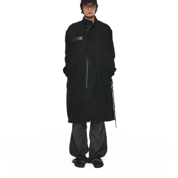 EP.8 01 COAT COLOR : BLACK