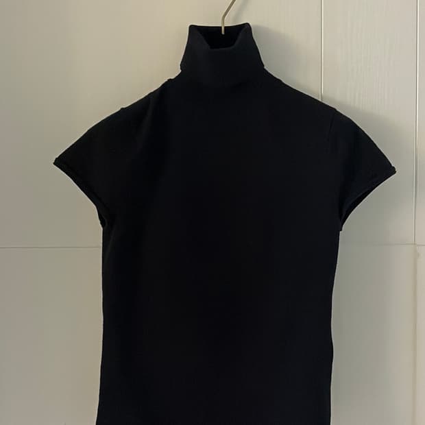 띠어리 반소매 니트 44.55 정품