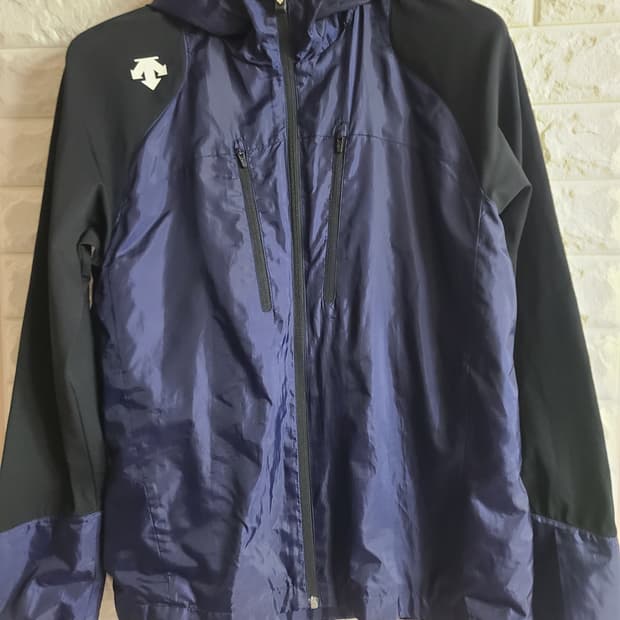 데상트 남성 바람막이(100)