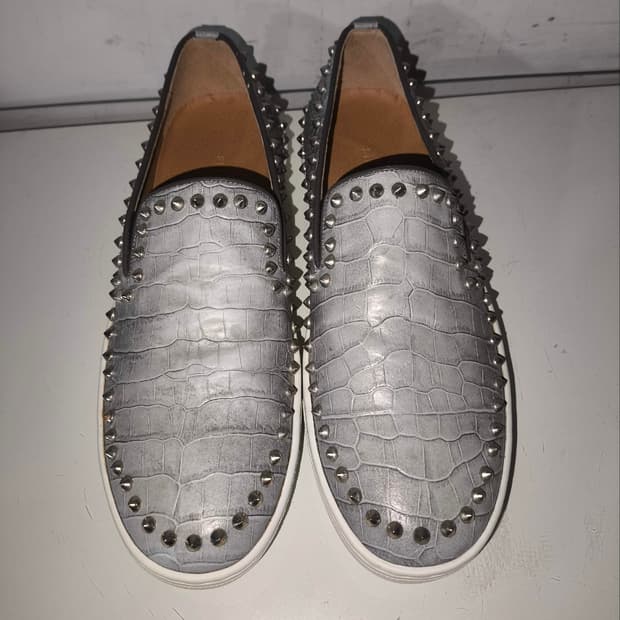 255mm 스터드 가죽 슬립온 슈커스