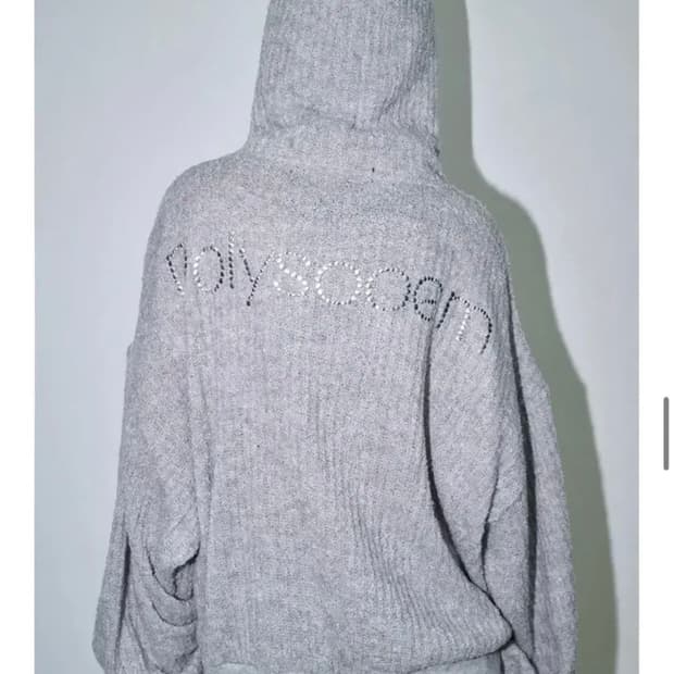 폴리수엠 후드집업