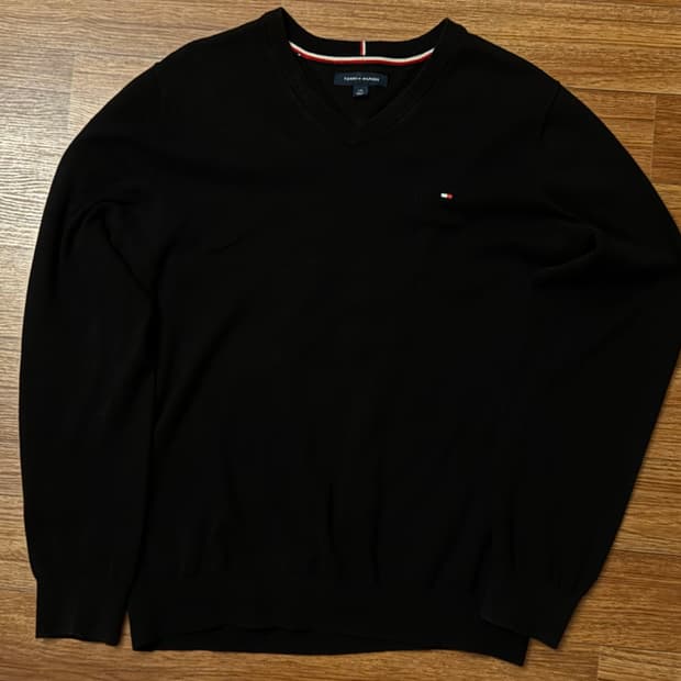 타미힐피거 브이넥 니트 L 블랙