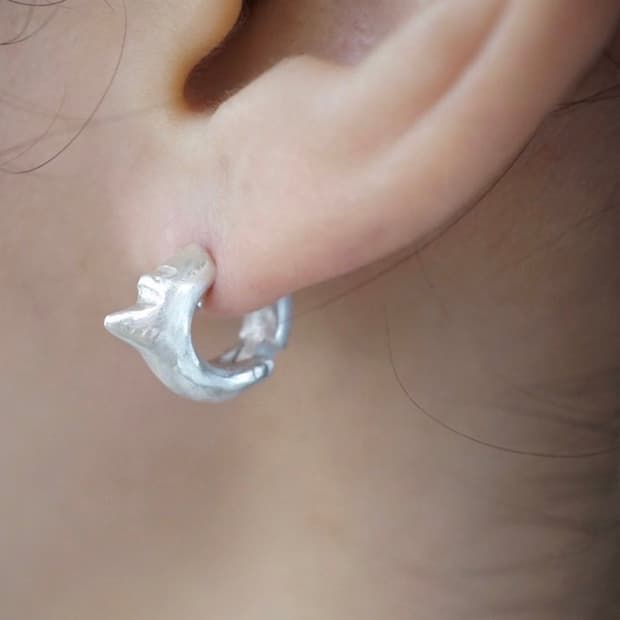 밴액트실버 two pointed earring