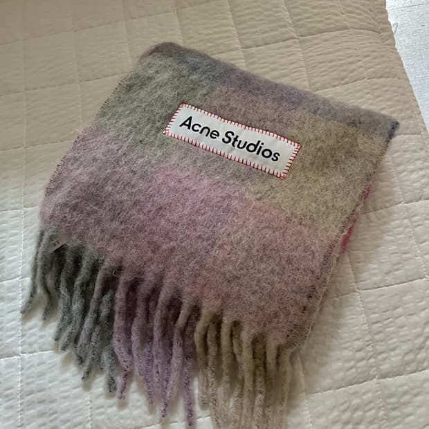 정품 아크네스튜디오 머플러 핑크체크