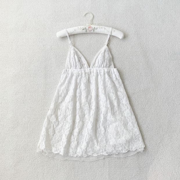 생크림화이트 레이스 슬립 원피스