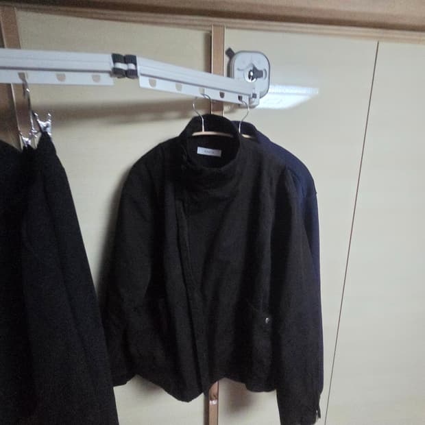 이그노타 코어13 익스플로러 자켓 블랙