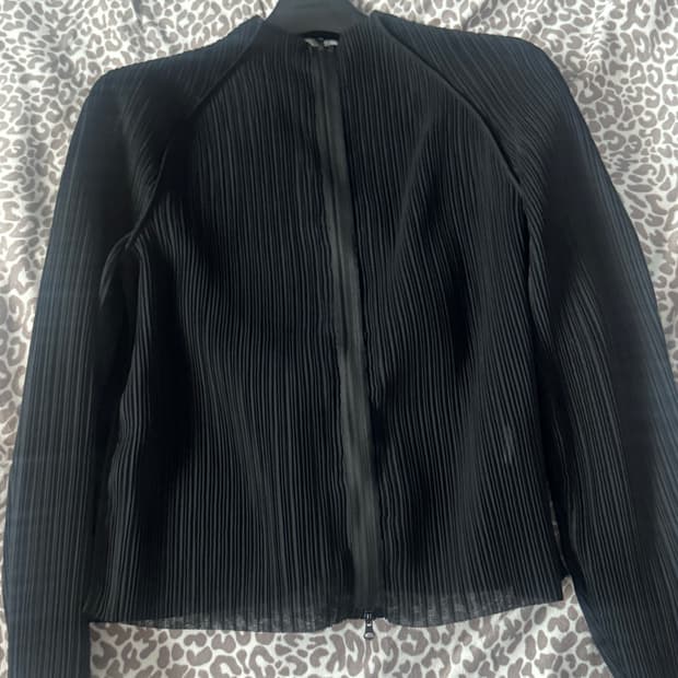 아모멘토 26ss 플리츠 집업 s size