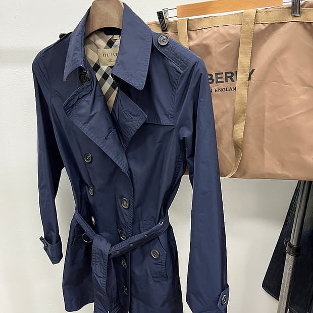 66) 버버리 네이비 폴리쉘 트렌치코트 