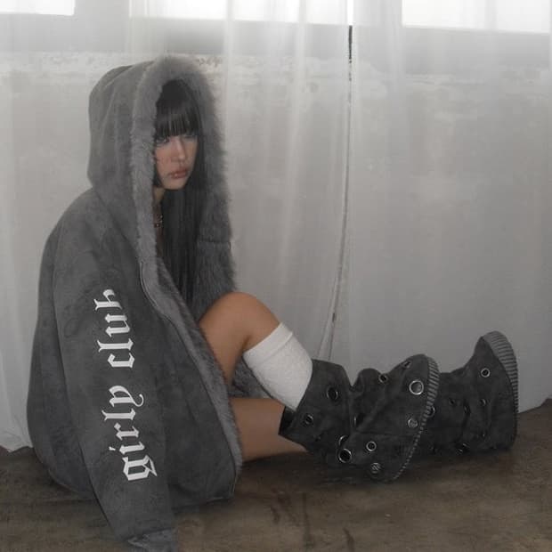 [구해봐요ㅜㅜ] Y8 REVERSIBLE FUR HOOD JUMPER