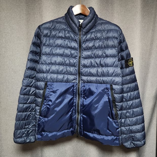 스톤아일랜드 마이크로얀 경량패딩