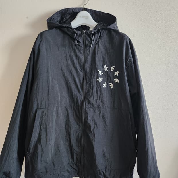 아디다스 오리지널바람막이(S