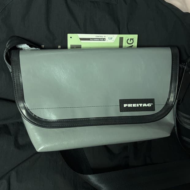 프라이탁 하와이파이브오 올그레이 하파오