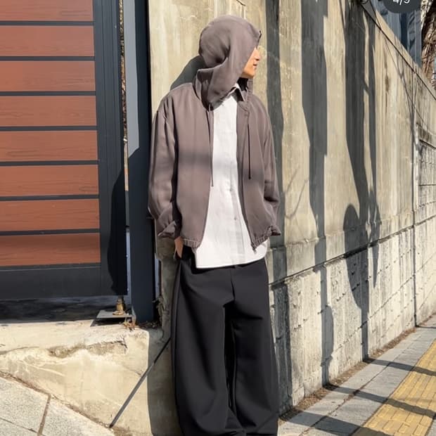 아모멘토 큐브라 집업점퍼
