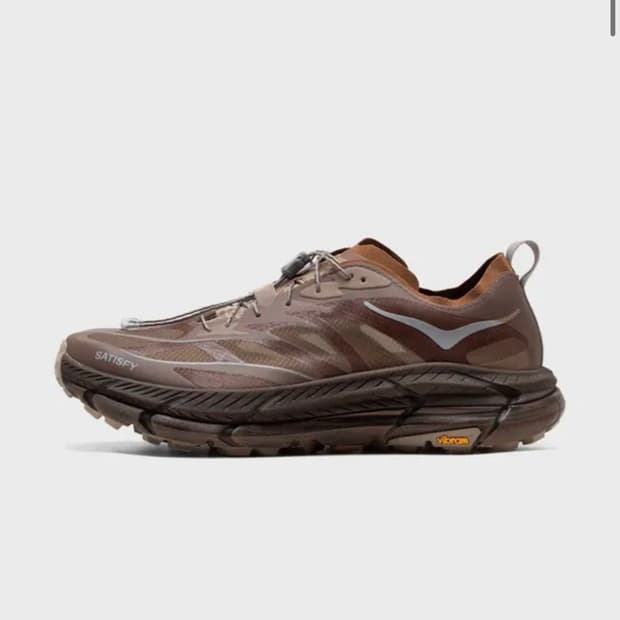 호카 x 새티스파이 마파테 스피드 4 라이트 러버 