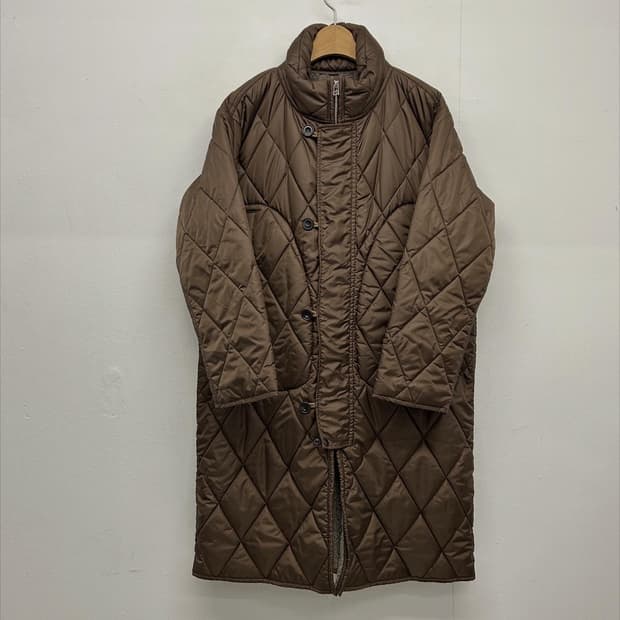 OMNIGOD 옴니갓 다이아 퀼팅 코트