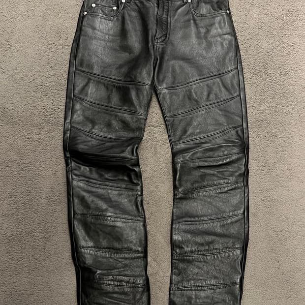 생로랑 슬래시 양가죽 레더 팬츠 처분 