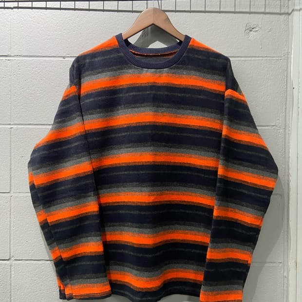 쓰리패턴 스트라이프 니트