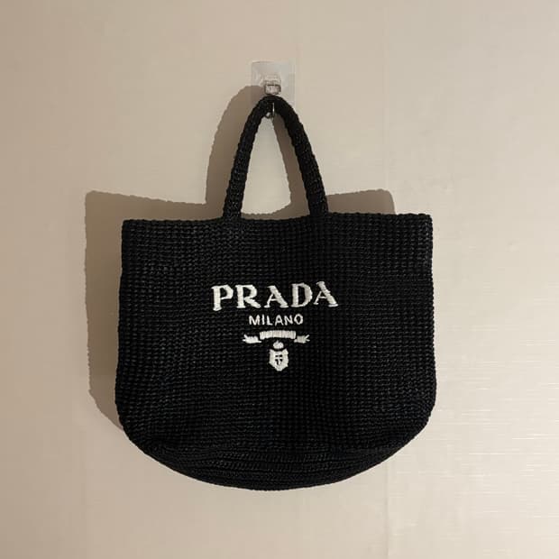 프라다 라피아백 