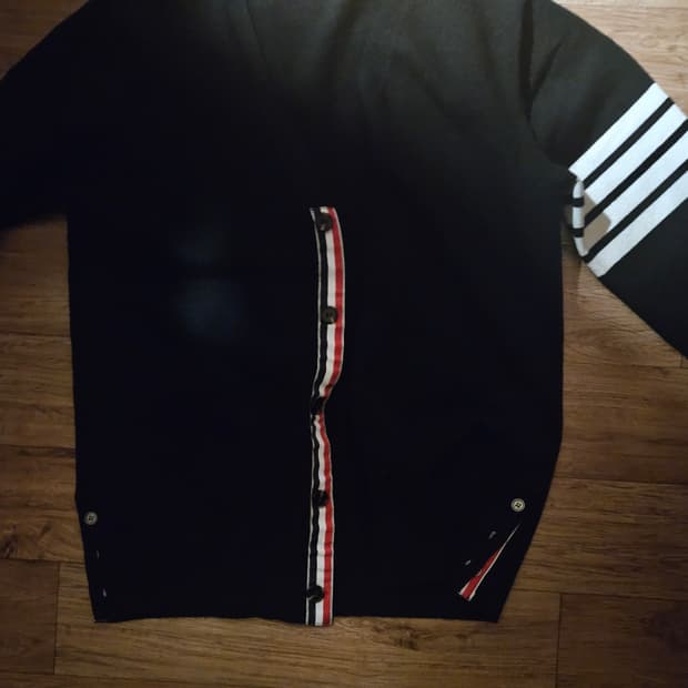 톰브라운 가디건