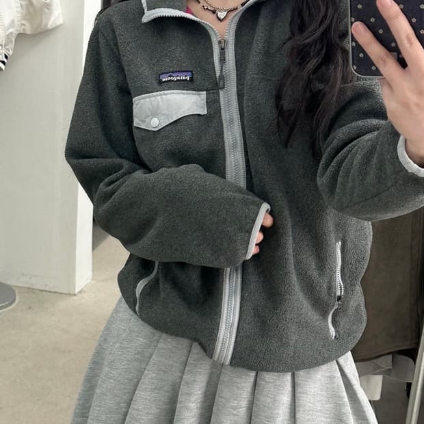 파타고니아 신칠라 그레이 플리스 후드집업