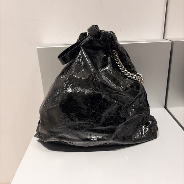 (정품/새상품) 발렌시아가 여성 블랙 미디움 크러쉬 토트백