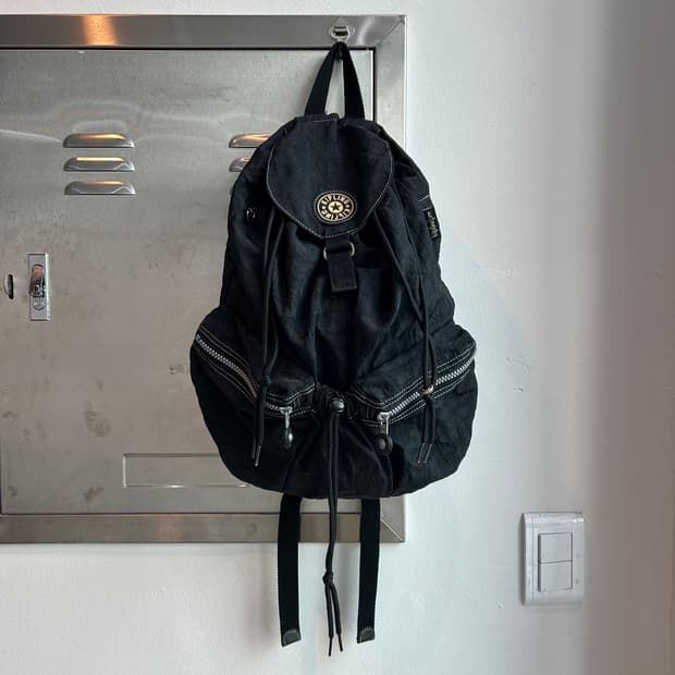 키플링 블랙 포켓 백팩