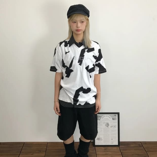 Nicole Club For Men Abstract V-Neck Tee