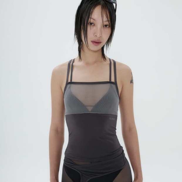 새상품 오호스 더블 스트랩 캐미솔 차콜 그레이