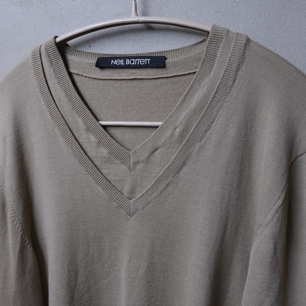 Neil barrett 더블 브이넥 니트 S
