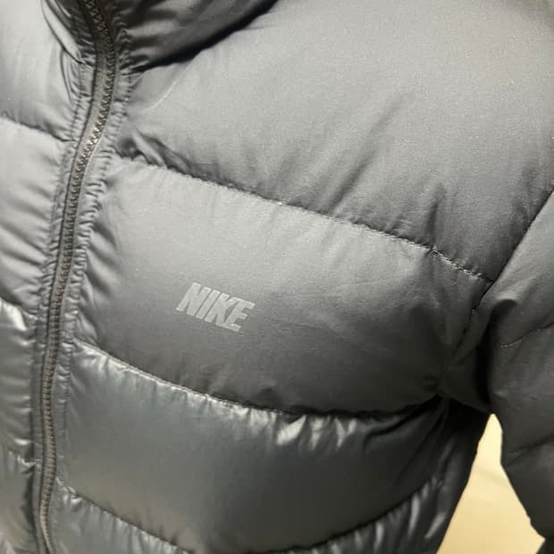 나이키 패딩 95사이즈  날씬 L가능