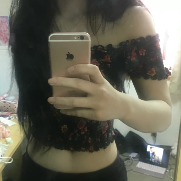 빈티지 플라워 오프숄더