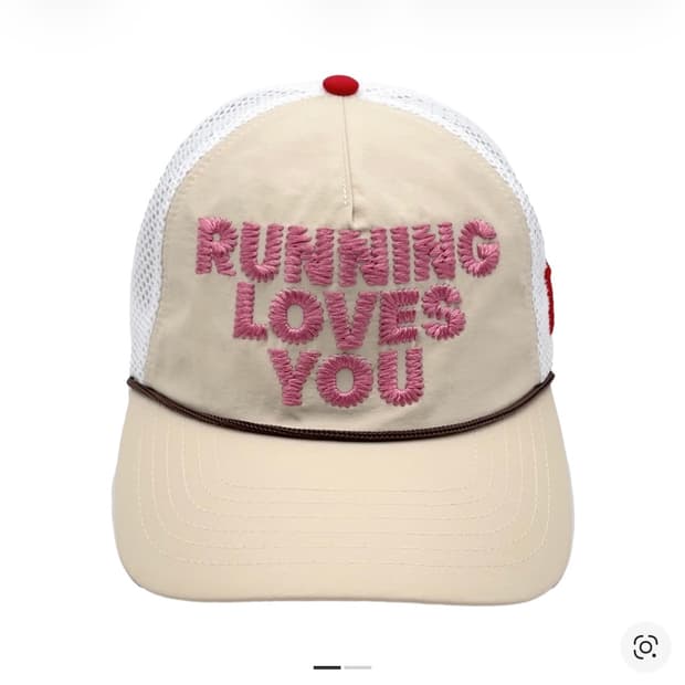 알렉스조노 러닝러브스유 트러커햇