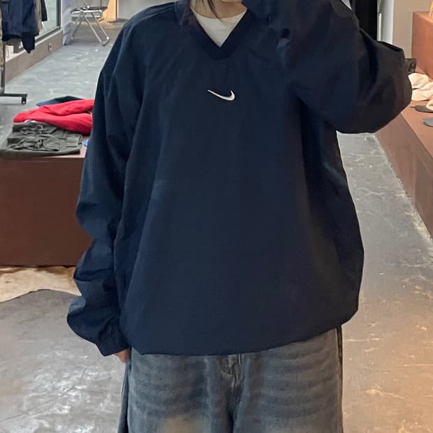 나이키 올드스쿨 브이넥 네이비 웜업 H2311
