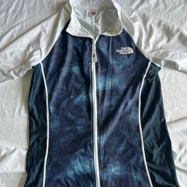 노스페이스 여성 집업 