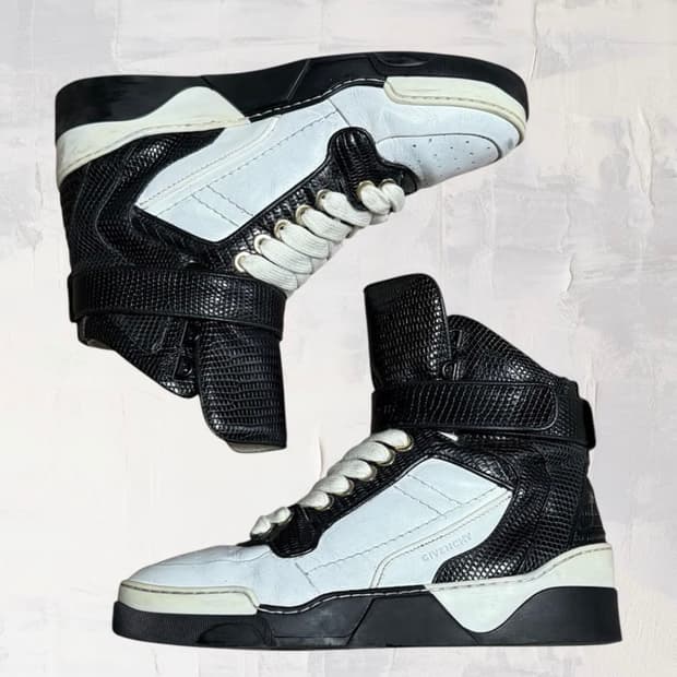 지방시 타이슨 스니커즈 40.5