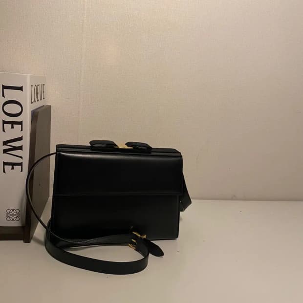 FERRAGAMO / 빈티지 페라가모 블랙 탑 바라보우 숄더백 /투웨이백