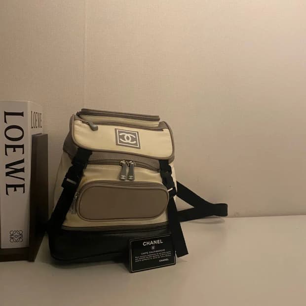 CHANEL / 빈티지 샤넬 6번대 스포츠 라인 스몰 백팩