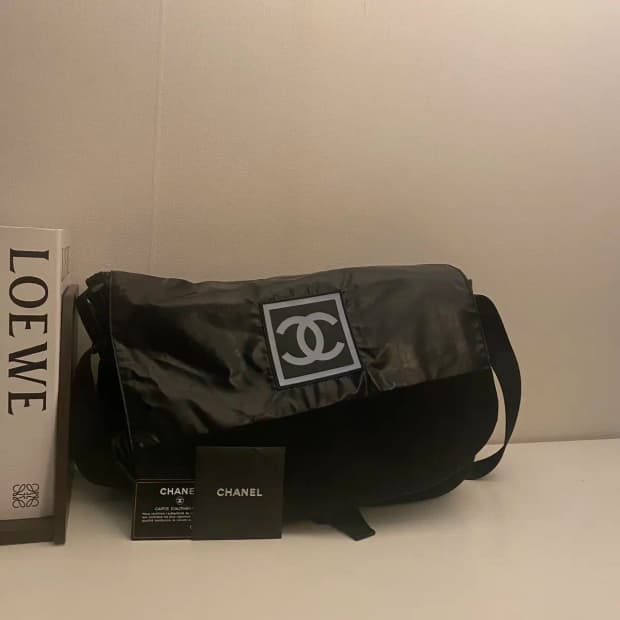CHANEL / 빈티지 샤넬 8번대 스포츠 라인 메신저 백 / 크로스백
