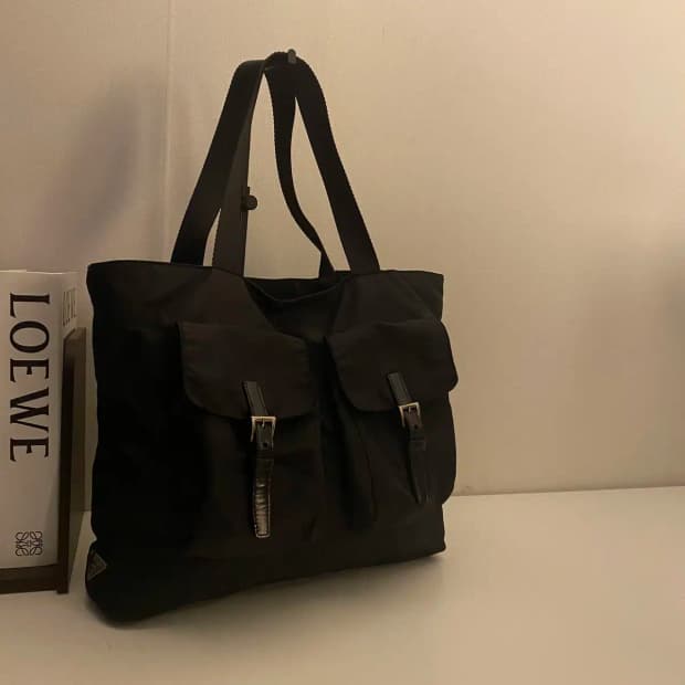 PRADA / 빈티지 프라다 삼각로고 포코노 블랙 나일론 더블포켓 토트백