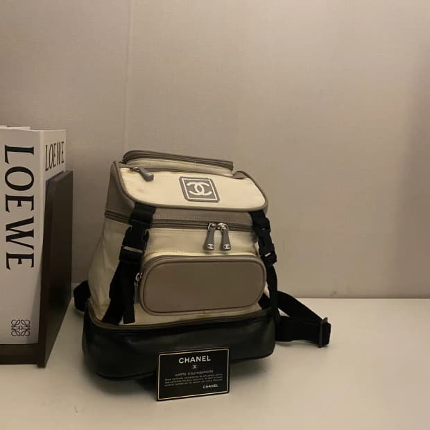 CHANEL / 빈티지 샤넬 6번대 스포츠 라인 스몰 백팩