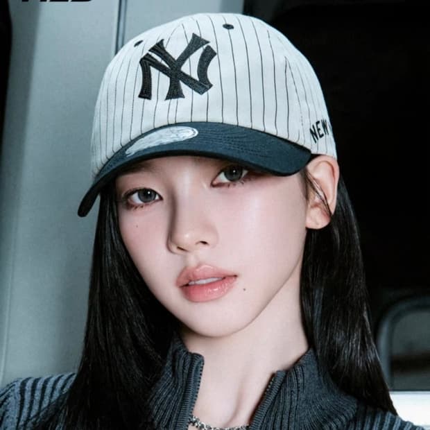 🖤카리나픽🖤 MLB 시그니처 스트라이프 볼캡🖤