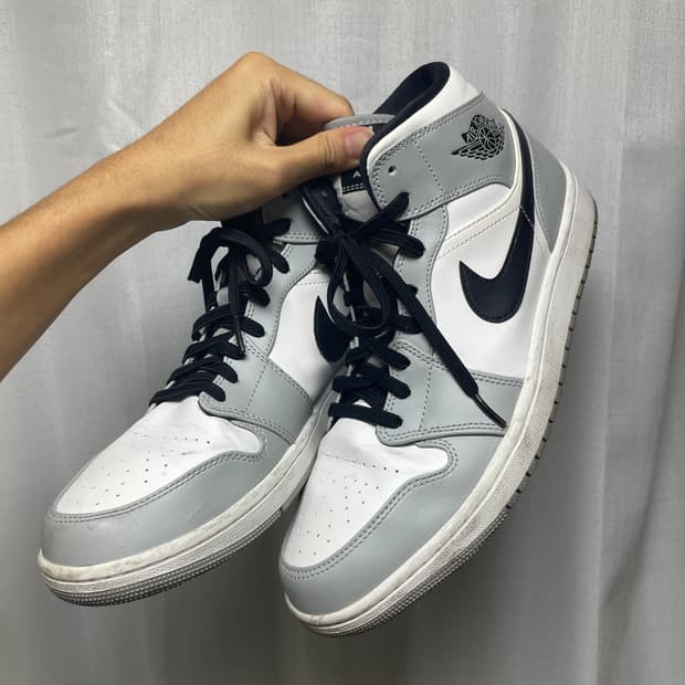 조던 1 미드 라이트 스모크 그레이 290